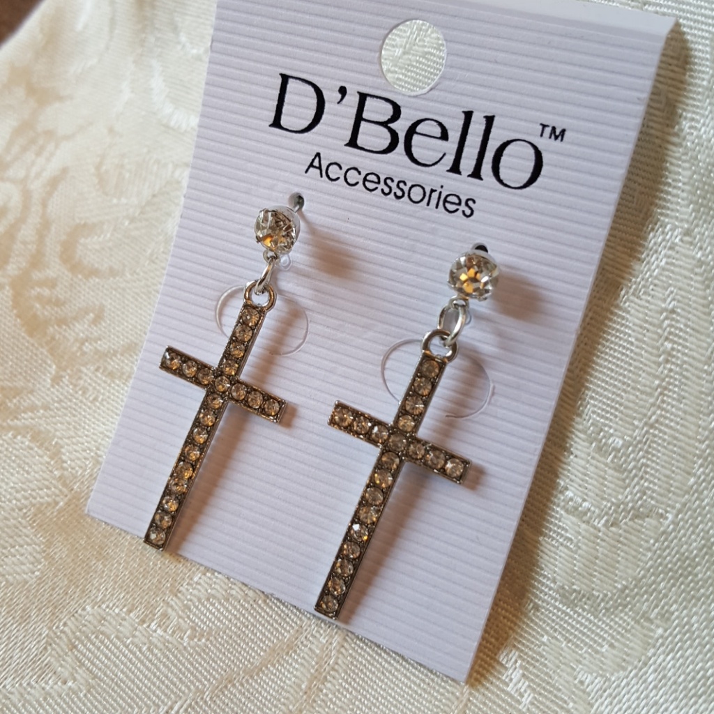 New Cross Earrings With Crystals